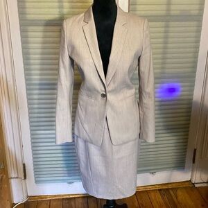 Women’s Reiss tan suit. Valina style. Jacket and skirt. EUC.  US size 6.